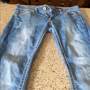 Maurices jeans